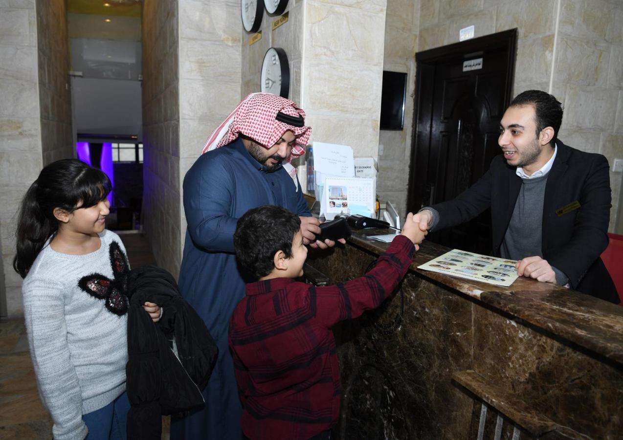 Continental Suite Salmiya Luaran gambar
